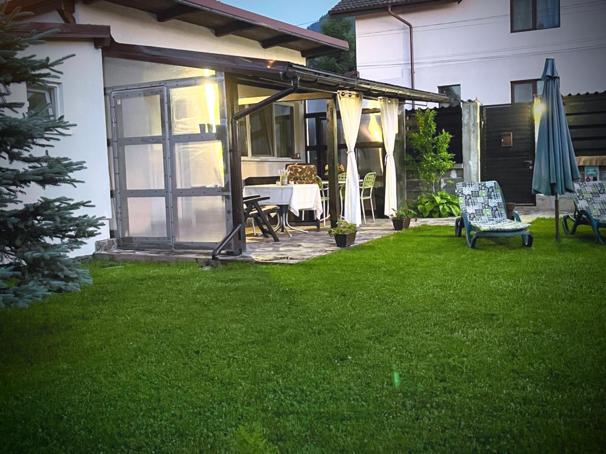 Charmante Petite Maison Transylvanie Villa Săcele Esterno foto
